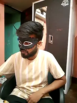 soniriyaa010101 online show from 03/01/26, 06:41