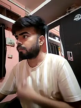 soniriyaa010101 online show from 04/17/26, 02:42