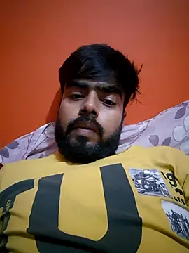 soniriyaa010101 online show from 10/18/25, 07:27