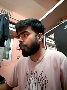 soniriyaa010101 online show from 12/19/25, 02:08