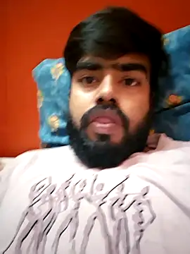 soniriyaa010101 online show from 11/05/25, 08:56