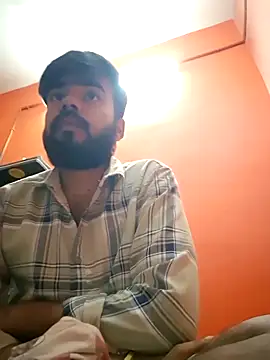 soniriyaa010101 online show from 11/02/25, 10:42