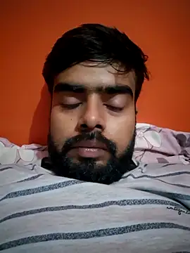 soniriyaa010101 online show from 10/20/25, 07:36