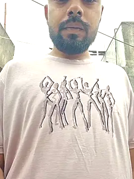 soniriyaa010101 online show from 04/08/26, 09:00