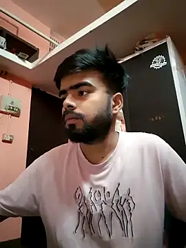 soniriyaa010101 online show from 03/25/26, 08:57