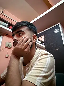 soniriyaa010101 online show from 11/11/25, 08:20