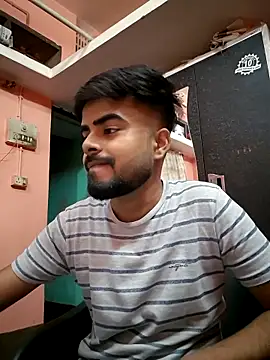 soniriyaa010101 online show from 04/01/26, 05:54