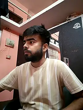 soniriyaa010101 online show from 03/31/26, 10:06