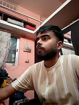 soniriyaa010101 online show from 11/26/25, 01:22