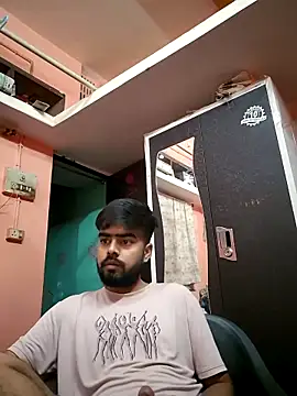 soniriyaa010101 online show from 03/23/26, 06:41