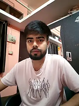 soniriyaa010101 online show from 04/10/26, 09:05