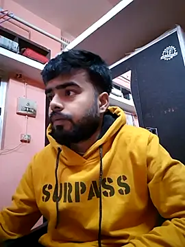 soniriyaa010101 online show from 12/01/25, 01:12