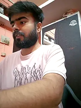 soniriyaa010101 online show from 03/11/26, 08:41