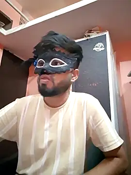 soniriyaa010101 online show from 03/17/26, 06:27