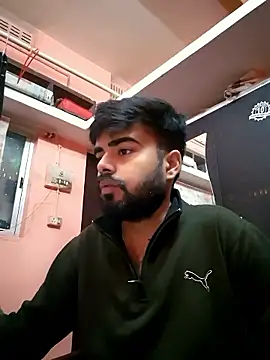 soniriyaa010101 online show from 01/18/26, 12:41