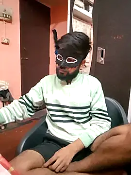 soniriyaa010101 online show from 01/31/26, 07:23