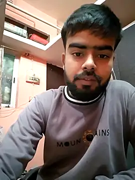 soniriyaa010101 online show from 12/02/25, 10:39