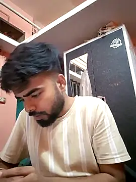 soniriyaa010101 online show from 04/11/26, 08:34