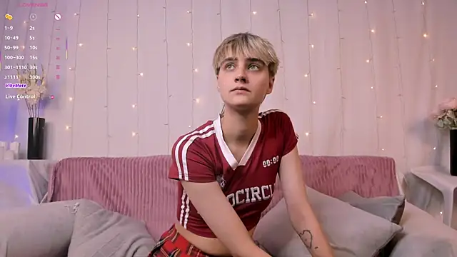 Astrellia online show from 10/10/25, 07:25