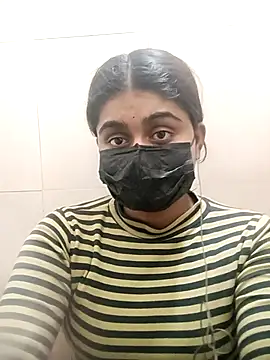 Snapshot of riya_sexy_123 chatting on 11/21/25, 07:13 riya sexy 123 online show from 11/21/25, 07:13