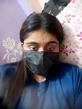 Snapshot of riya_sexy_123 chatting on 11/13/25, 10:52 riya sexy 123 online show from 11/13/25, 10:52