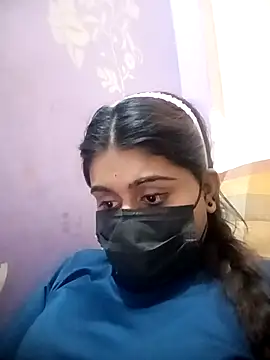 Snapshot of riya_sexy_123 chatting on 11/08/25, 01:58 riya sexy 123 online show from 11/08/25, 01:58