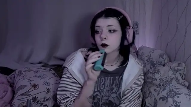 Alice Zev online show from 04/10/26, 12:17