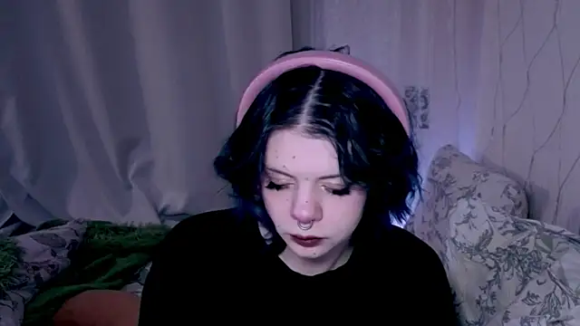 Alice Zev online show from 04/12/26, 01:09