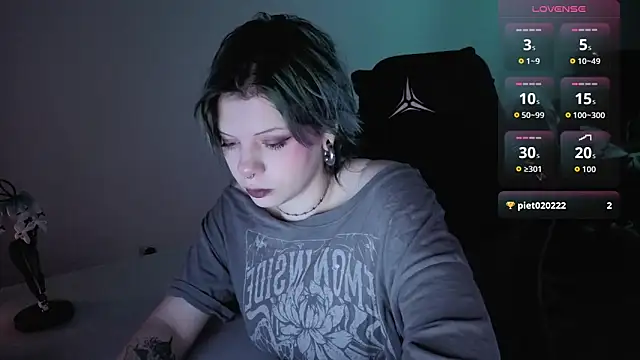 Alice Zev online show from 09/17/25, 05:59