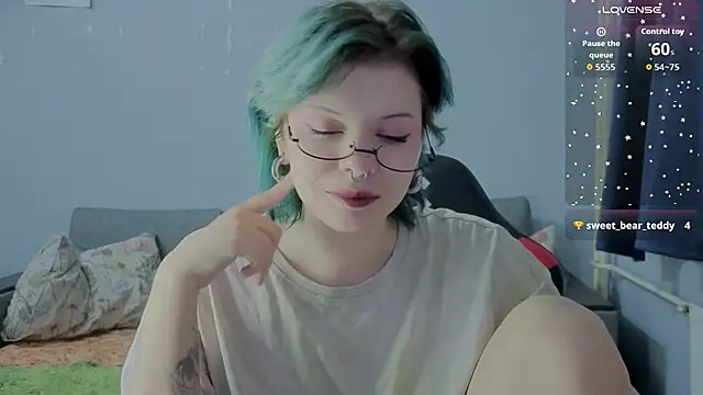 Alice Zev online show from 09/30/25, 06:47