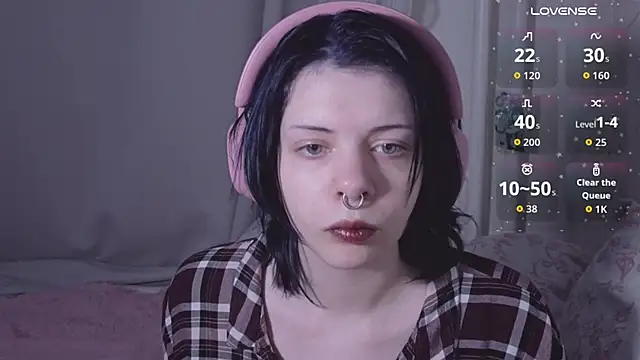 Snapshot of Alice_Zev chatting on 07/08/26, 10:43 Alice Zev online show from 07/08/26, 10:43