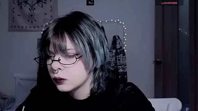 Alice Zev online show from 12/17/25, 06:46