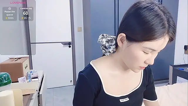 luckckcj online show from 12/23/25, 09:52