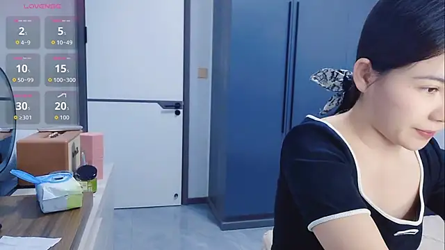 luckckcj online show from 12/20/25, 10:18