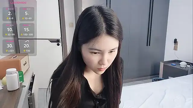 luckckcj online show from 10/28/25, 04:13