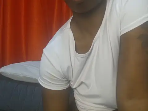 mzozoyi online show from 04/02/26, 07:42