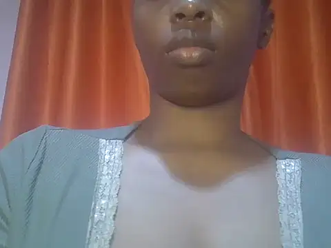 Snapshot of mzozoyi chatting on 05/03/26, 10:02 mzozoyi online show from 05/03/26, 10:02