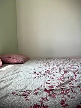 Snapshot of sunnu_97_ chatting on 02/20/26, 06:26 sunnu 97 online show from 02/20/26, 06:26