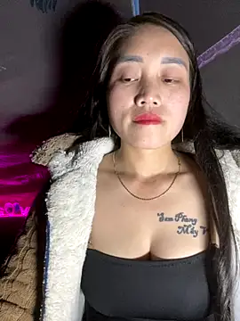 chipp-bong online show from 12/04/25, 01:43