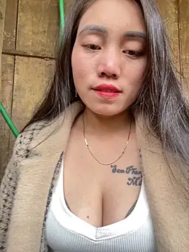 chipp-bong online show from 12/17/25, 02:38