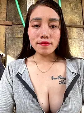 chipp-bong online show from 12/21/25, 02:13