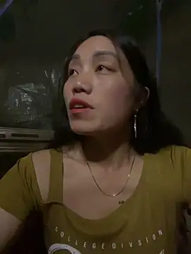 chipp-bong online show from 02/07/26, 01:41