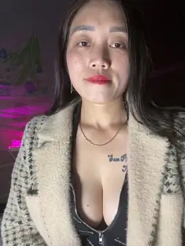 chipp-bong online show from 11/29/25, 01:33