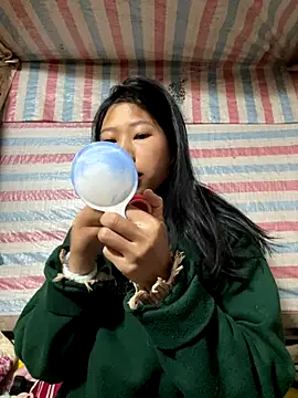 Mollie jane online show from 11/28/25, 01:50