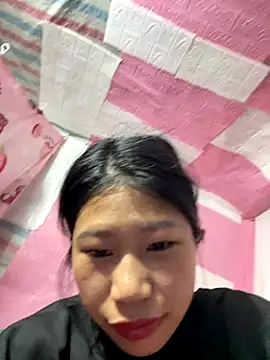 Mollie jane online show from 12/17/25, 04:28