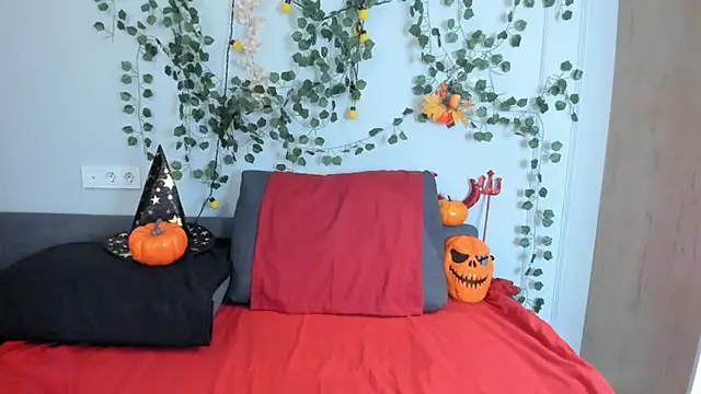 heexhia online show from 11/03/25, 01:22