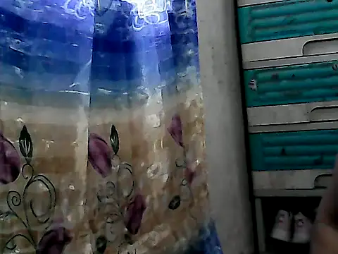 yoursPinayMama1682 online show from 11/18/25, 07:33