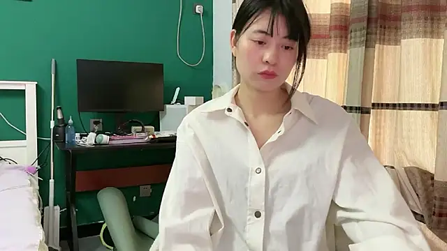 Snapshot of xuanxuanOo chatting on 09/25/25, 07:03 xuanxuanOo online show from 09/25/25, 07:03