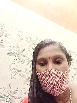 Snapshot of Hotty-arohi chatting on 11/06/25, 10:52 Hotty-arohi online show from 11/06/25, 10:52