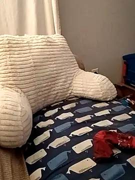 Snapshot of LuvTune chatting on 03/13/26, 07:02 LuvTune online show from 03/13/26, 07:02